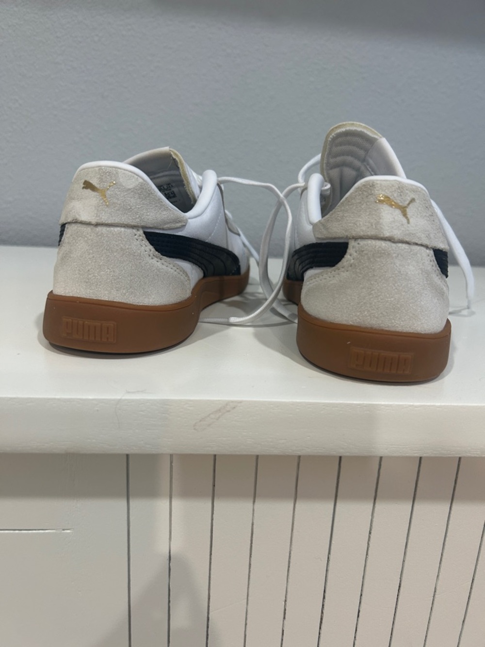 Puma Suede Classic White Black Gum Sole Sneakers Women’s Size 8 - Picture 3 of 4